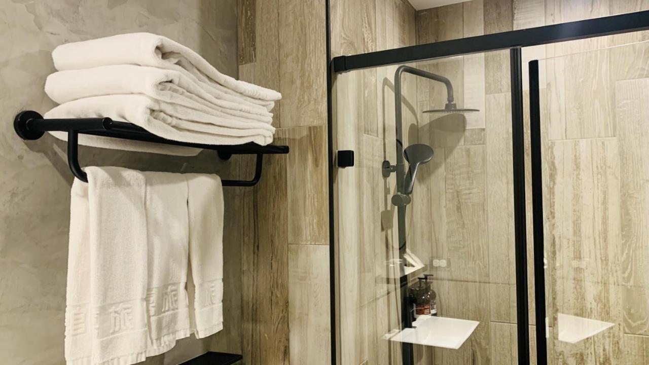 The Retro Tai-Pan Hotell Tainan Eksteriør bilde